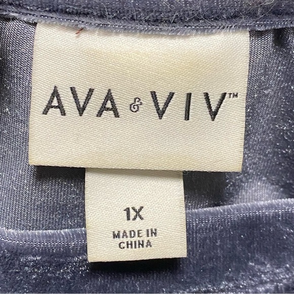 Ava & Viv Crushed Velvet Long Sleeve Top Size 1X - Picture 7 of 9